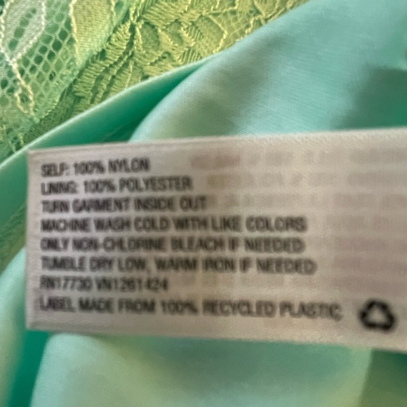 XHILARATION LACE PALE GREEN JR SIZE  M DRESS - Picture 8 of 8